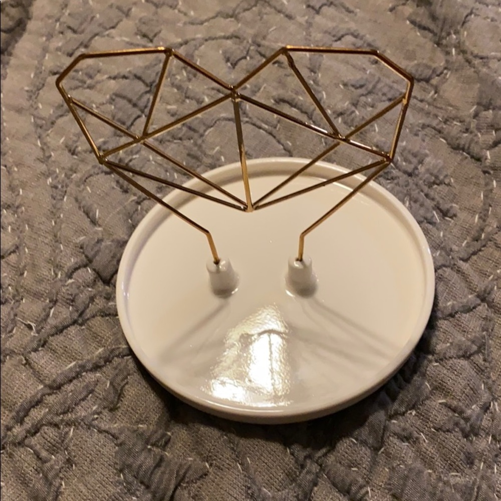 Jewelry holder